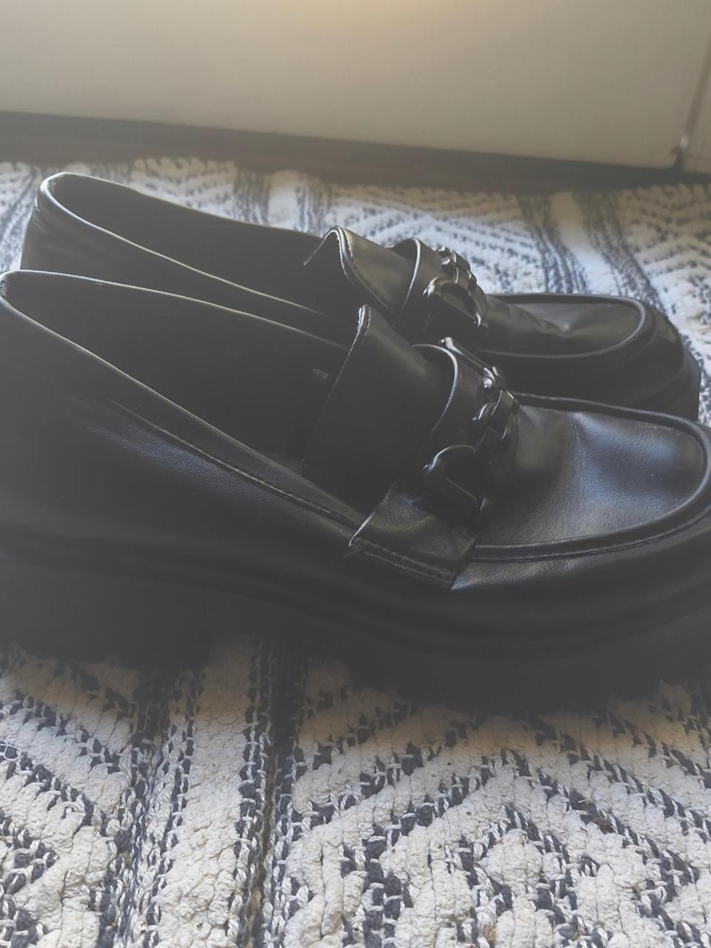 Mudd Black Platform Chain Loafers